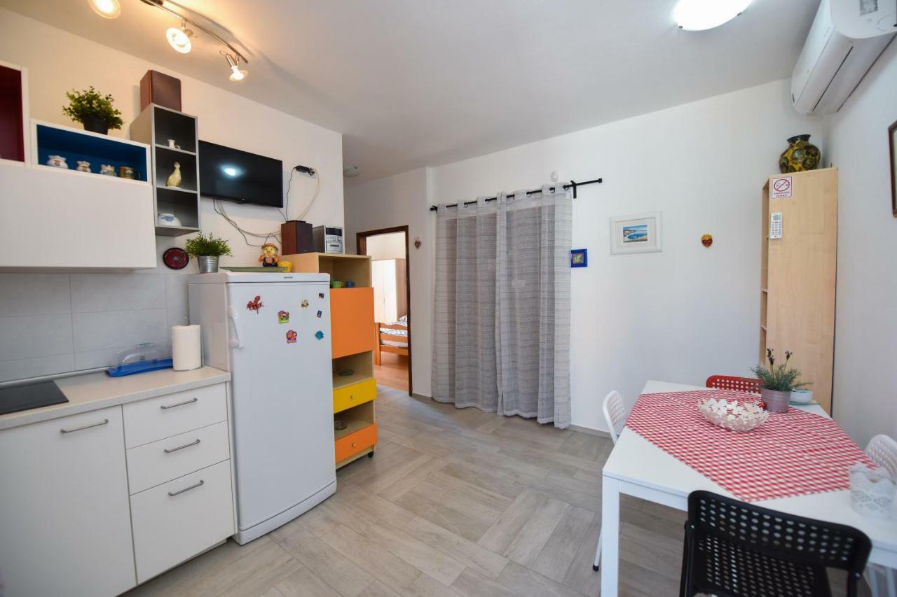 Apartments Enya โนวาลยา ภายนอก รูปภาพ
