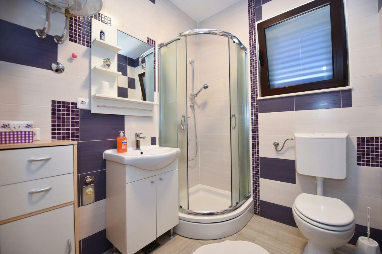 Apartments Enya โนวาลยา ภายนอก รูปภาพ